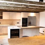 Strandberg's Ursprung: & Kitchen Appartement