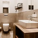 Strandberg's Ursprung: & Kitchen *