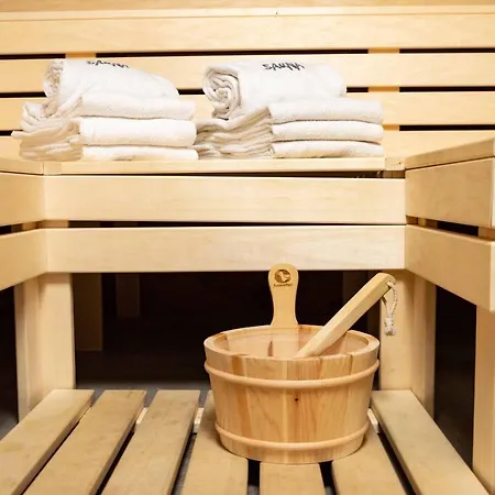 Strandberg's Ursprung: & Kitchen برونلاغ