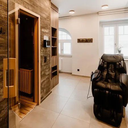 Strandberg's Ursprung: Spa&kitchen Apartment