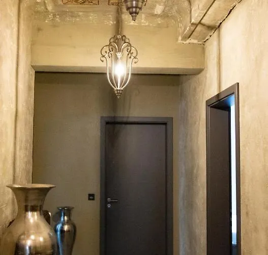 Strandberg's Ursprung: & Kitchen