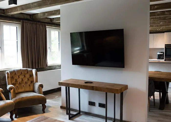 Strandberg's Ursprung: & Kitchen * 布劳恩拉格