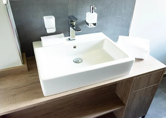 Strandberg's Ursprung: & Kitchen * 布劳恩拉格