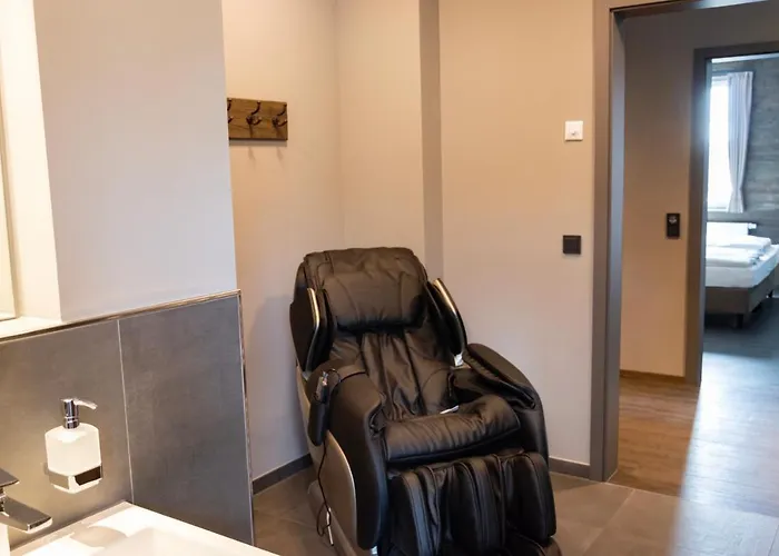 Strandberg's Ursprung: & Kitchen